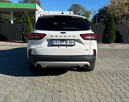 Белый Форд Эскейп, объемом двигателя 2.49 л и пробегом 120 тыс. км за 26500 $, фото 4 на Automoto.ua