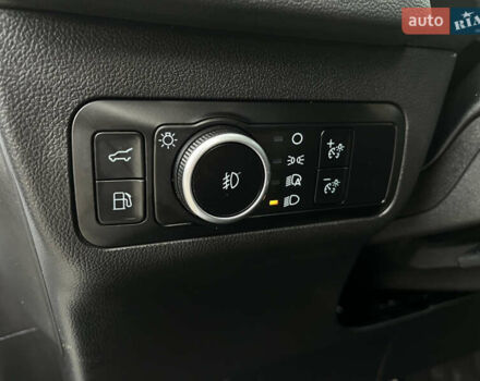 Белый Форд Эскейп, объемом двигателя 2.5 л и пробегом 28 тыс. км за 26600 $, фото 11 на Automoto.ua