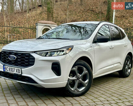 Білий Форд Ескейп, об'ємом двигуна 1.5 л та пробігом 14 тис. км за 19800 $, фото 4 на Automoto.ua