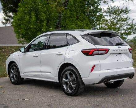 Білий Форд Ескейп, об'ємом двигуна 1.5 л та пробігом 28 тис. км за 10100 $, фото 5 на Automoto.ua