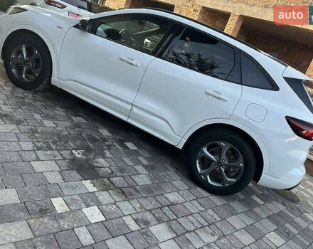 Білий Форд Ескейп, об'ємом двигуна 1.5 л та пробігом 14 тис. км за 17900 $, фото 2 на Automoto.ua