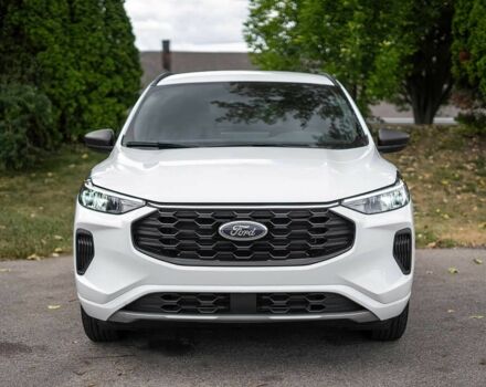 Білий Форд Ескейп, об'ємом двигуна 1.5 л та пробігом 28 тис. км за 10100 $, фото 1 на Automoto.ua