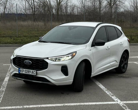 Белый Форд Эскейп, объемом двигателя 1.5 л и пробегом 31 тыс. км за 24500 $, фото 4 на Automoto.ua