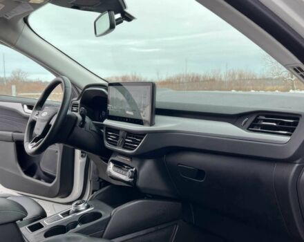 Білий Форд Ескейп, об'ємом двигуна 2 л та пробігом 27 тис. км за 9200 $, фото 6 на Automoto.ua