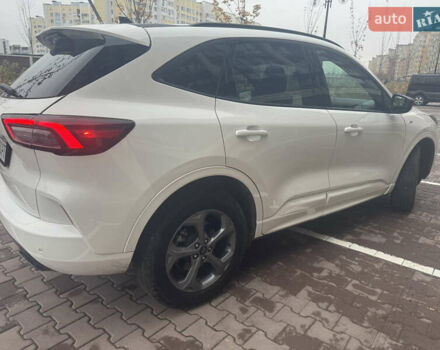 Белый Форд Эскейп, объемом двигателя 1.5 л и пробегом 7 тыс. км за 24000 $, фото 7 на Automoto.ua