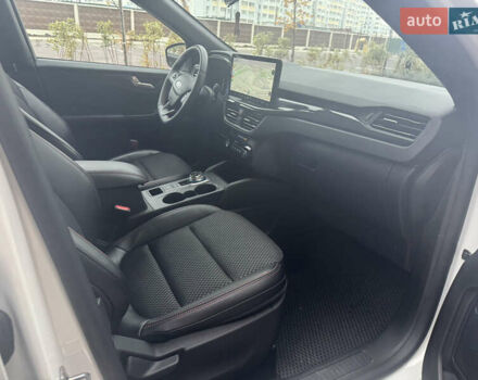 Белый Форд Эскейп, объемом двигателя 1.5 л и пробегом 7 тыс. км за 24000 $, фото 17 на Automoto.ua