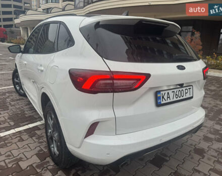 Белый Форд Эскейп, объемом двигателя 1.5 л и пробегом 7 тыс. км за 24000 $, фото 4 на Automoto.ua