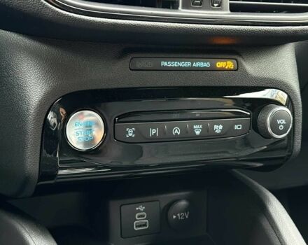 Белый Форд Эскейп, объемом двигателя 2 л и пробегом 14 тыс. км за 6000 $, фото 11 на Automoto.ua