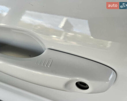 Белый Форд Эскейп, объемом двигателя 1.5 л и пробегом 9 тыс. км за 22999 $, фото 16 на Automoto.ua
