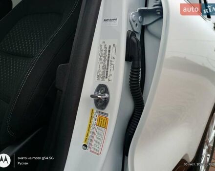 Белый Форд Эскейп, объемом двигателя 1.5 л и пробегом 78 тыс. км за 19300 $, фото 45 на Automoto.ua