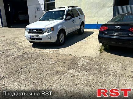 Форд Ескейп 2009 у Беляевке на Automoto.ua Білий Форд Ескейп, об'ємом двигуна 2.5 л та пробігом 320 тис. км за 8700 $, фото 1 на Automoto.ua