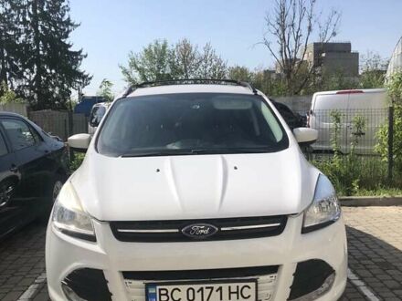 Форд Эскейп 2012 в Львове на Automoto.ua Белый Форд Эскейп, объемом двигателя 1.6 л и пробегом 174 тыс. км за 7800 $, фото 1 на Automoto.ua