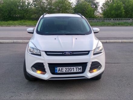 Белый Форд Эскейп, объемом двигателя 2 л и пробегом 176 тыс. км за 9600 $, фото 1 на Automoto.ua