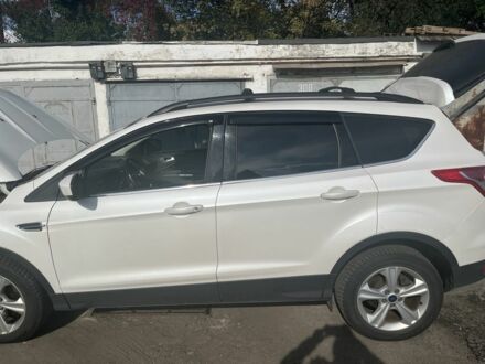 Білий Форд Ескейп, об'ємом двигуна 1.6 л та пробігом 298 тис. км за 8944 $, фото 1 на Automoto.ua