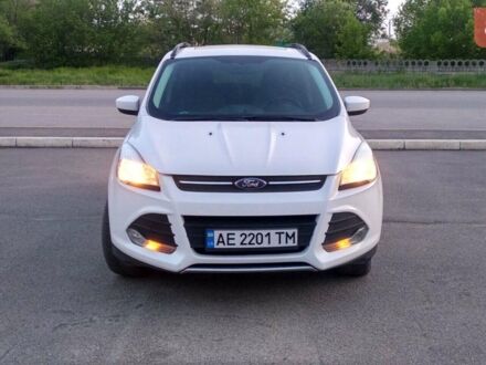 Білий Форд Ескейп, об'ємом двигуна 2 л та пробігом 176 тис. км за 9450 $, фото 1 на Automoto.ua