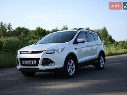 Форд Ескейп 2013 у Львові на Automoto.ua Білий Форд Ескейп, об'ємом двигуна 1.6 л та пробігом 207 тис. км за 9300 $, фото 1 на Automoto.ua