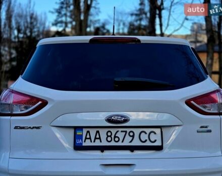 Белый Форд Эскейп, объемом двигателя 1.6 л и пробегом 197 тыс. км за 9700 $, фото 1 на Automoto.ua