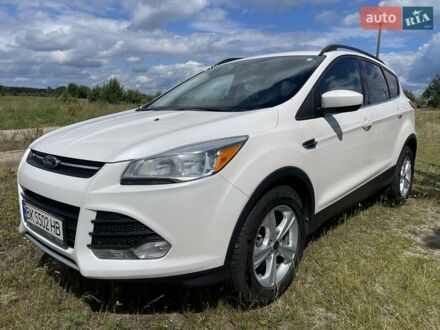 Форд Эскейп 2013 в Ровно на Automoto.ua Белый Форд Эскейп, объемом двигателя 1.6 л и пробегом 264 тыс. км за 9800 $, фото 1 на Automoto.ua
