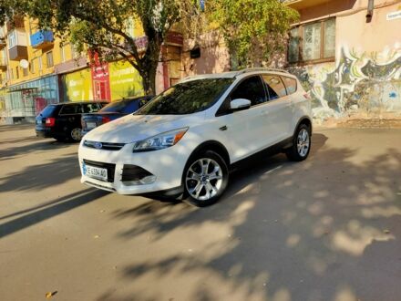 Форд Эскейп 2013 в Кривом Роге на Automoto.ua Белый Форд Эскейп, объемом двигателя 1.6 л и пробегом 166 тыс. км за 10999 $, фото 1 на Automoto.ua