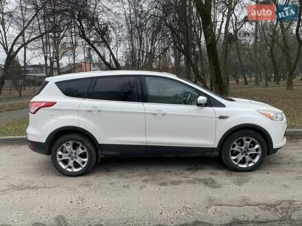 Белый Форд Эскейп, объемом двигателя 2 л и пробегом 190 тыс. км за 11700 $, фото 1 на Automoto.ua