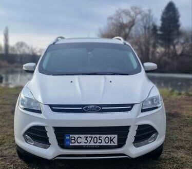 Форд Эскейп 2014 в Рогатине на Automoto.ua Белый Форд Эскейп, объемом двигателя 2 л и пробегом 136 тыс. км за 13200 $, фото 1 на Automoto.ua