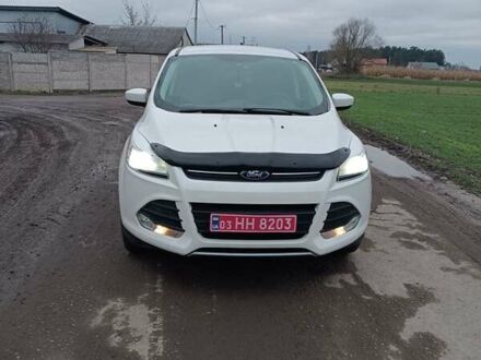 Білий Форд Ескейп, об'ємом двигуна 1.6 л та пробігом 300 тис. км за 11000 $, фото 1 на Automoto.ua