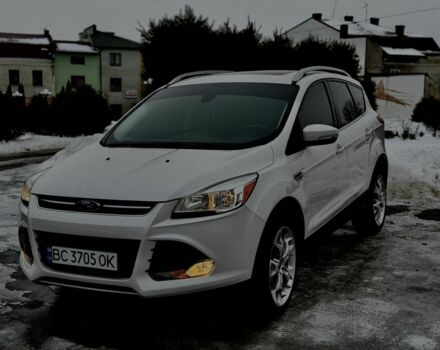 Белый Форд Эскейп, объемом двигателя 2 л и пробегом 150 тыс. км за 12800 $, фото 1 на Automoto.ua