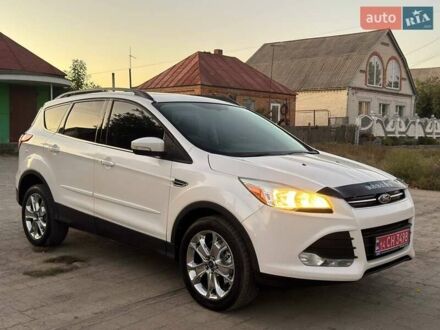 Білий Форд Ескейп, об'ємом двигуна 2 л та пробігом 140 тис. км за 11850 $, фото 1 на Automoto.ua