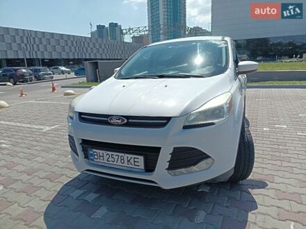 Белый Форд Эскейп, объемом двигателя 2 л и пробегом 271 тыс. км за 9500 $, фото 1 на Automoto.ua