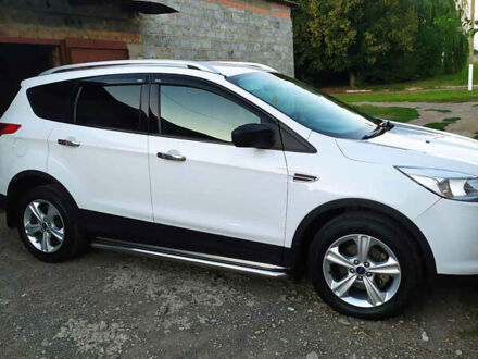 Форд Эскейп 2014 в Краматорске на Automoto.ua Белый Форд Эскейп, объемом двигателя 2.5 л и пробегом 178 тыс. км за 12000 $, фото 1 на Automoto.ua