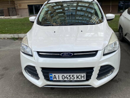 Форд Эскейп 2014 в Киеве на Automoto.ua Белый Форд Эскейп, объемом двигателя 2 л и пробегом 97 тыс. км за 12900 $, фото 1 на Automoto.ua