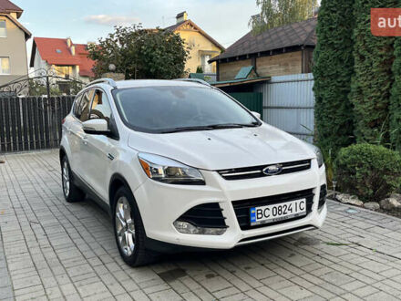 Форд Эскейп 2015 в Львове на Automoto.ua Белый Форд Эскейп, объемом двигателя 1.59 л и пробегом 104 тыс. км за 13200 $, фото 1 на Automoto.ua