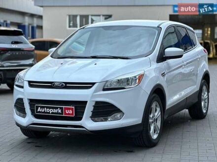 Форд Эскейп 2015 в Одессе на Automoto.ua Белый Форд Эскейп, объемом двигателя 2.5 л и пробегом 177 тыс. км за 11290 $, фото 1 на Automoto.ua