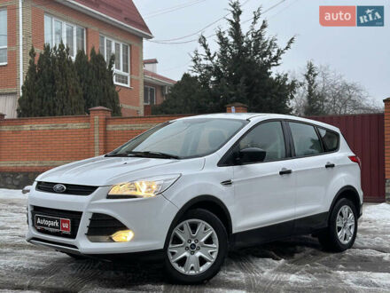 Белый Форд Эскейп, объемом двигателя 2.5 л и пробегом 100 тыс. км за 11990 $, фото 1 на Automoto.ua