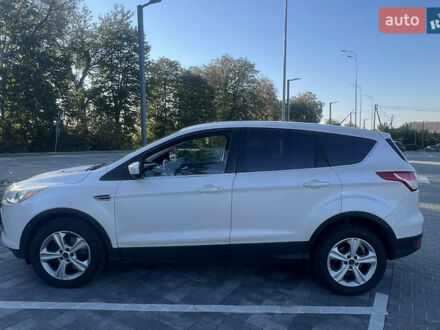 Форд Эскейп 2015 в Виннице на Automoto.ua Белый Форд Эскейп, объемом двигателя 2 л и пробегом 188 тыс. км за 12200 $, фото 1 на Automoto.ua
