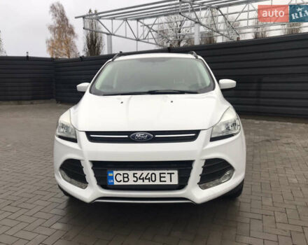 Белый Форд Эскейп, объемом двигателя 2 л и пробегом 185 тыс. км за 12800 $, фото 1 на Automoto.ua