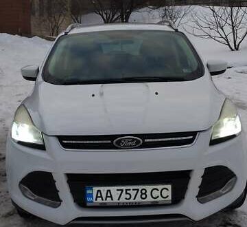 Білий Форд Ескейп, об'ємом двигуна 2.5 л та пробігом 239 тис. км за 12300 $, фото 1 на Automoto.ua
