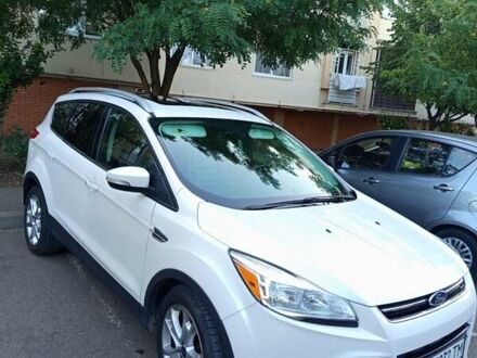 Белый Форд Эскейп, объемом двигателя 2 л и пробегом 130 тыс. км за 13700 $, фото 1 на Automoto.ua