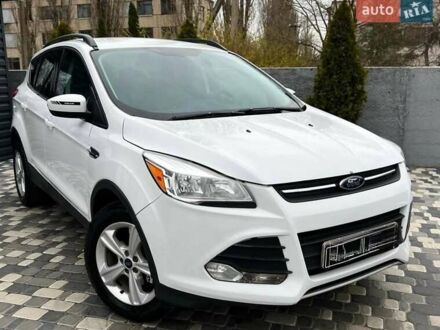Білий Форд Ескейп, об'ємом двигуна 1.6 л та пробігом 240 тис. км за 10500 $, фото 1 на Automoto.ua