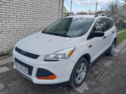 Форд Эскейп 2015 в Балаклее на Automoto.ua Белый Форд Эскейп, объемом двигателя 2.5 л и пробегом 168 тыс. км за 11500 $, фото 1 на Automoto.ua