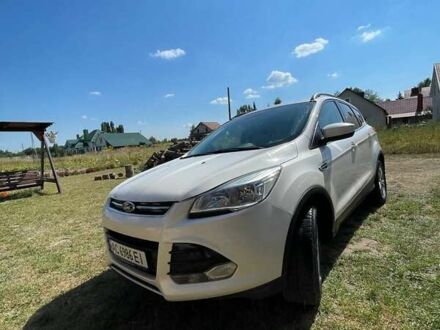 Форд Ескейп 2015 у Луцьку на Automoto.ua Білий Форд Ескейп, об'ємом двигуна 1.6 л та пробігом 104 тис. км за 11000 $, фото 1 на Automoto.ua