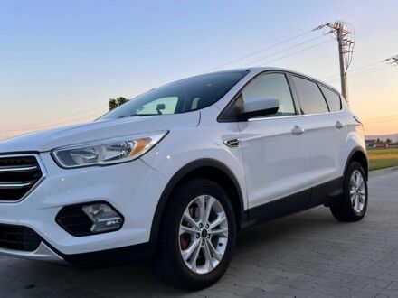 Білий Форд Ескейп, об'ємом двигуна 1.5 л та пробігом 113 тис. км за 12700 $, фото 1 на Automoto.ua