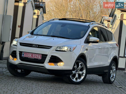 Белый Форд Эскейп, объемом двигателя 2 л и пробегом 161 тыс. км за 11950 $, фото 1 на Automoto.ua