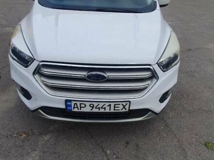 Белый Форд Эскейп, объемом двигателя 1.5 л и пробегом 146 тыс. км за 12200 $, фото 1 на Automoto.ua