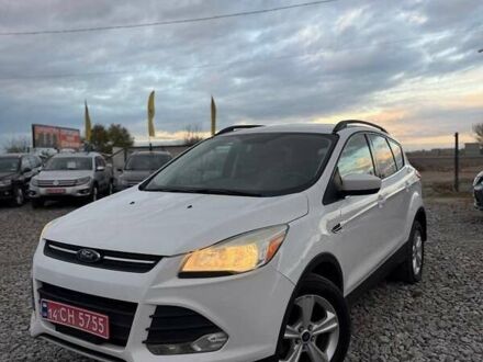 Белый Форд Эскейп, объемом двигателя 1.6 л и пробегом 219 тыс. км за 8799 $, фото 1 на Automoto.ua