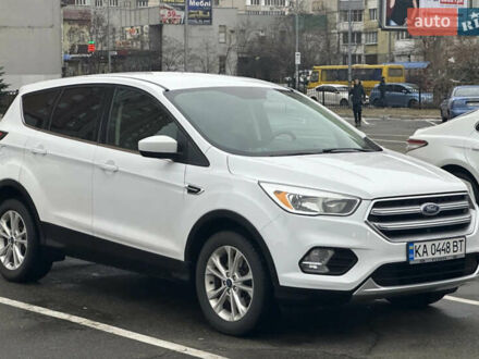Білий Форд Ескейп, об'ємом двигуна 1.5 л та пробігом 138 тис. км за 11200 $, фото 1 на Automoto.ua