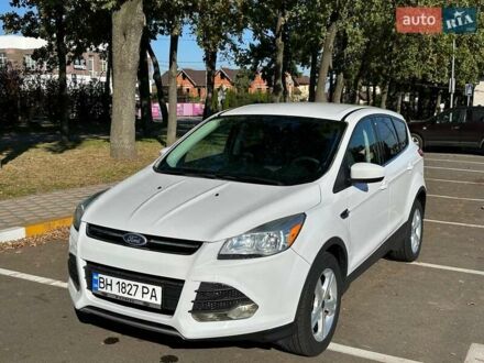 Форд Эскейп 2016 в Киеве на Automoto.ua Белый Форд Эскейп, объемом двигателя 1.6 л и пробегом 138 тыс. км за 10500 $, фото 1 на Automoto.ua