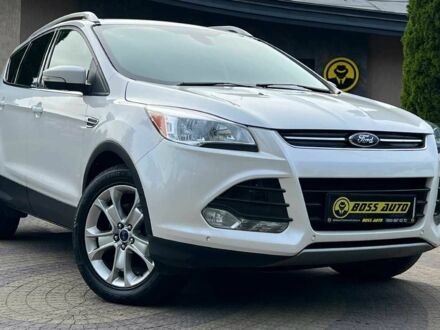Форд Эскейп 2016 в Львове на Automoto.ua Белый Форд Эскейп, объемом двигателя 2 л и пробегом 108 тыс. км за 13400 $, фото 1 на Automoto.ua