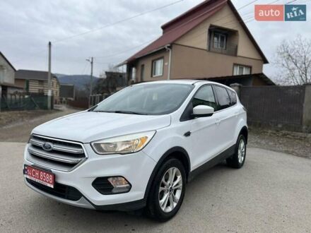 Белый Форд Эскейп, объемом двигателя 2 л и пробегом 209 тыс. км за 12000 $, фото 1 на Automoto.ua