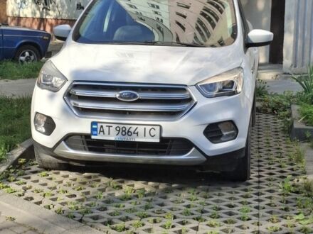 Білий Форд Ескейп, об'ємом двигуна 1.5 л та пробігом 161 тис. км за 10800 $, фото 1 на Automoto.ua